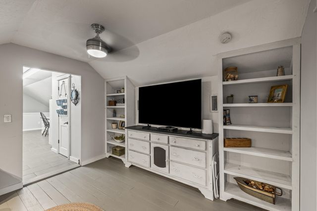 7174 White Oak Valley Road, Mcdonald, TN 37353