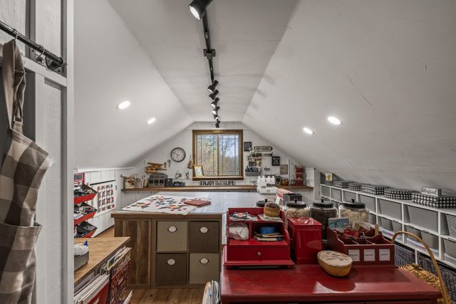 7174 White Oak Valley Road, Mcdonald, TN 37353