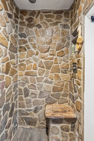 7174 White Oak Valley Road, Mcdonald, TN 37353