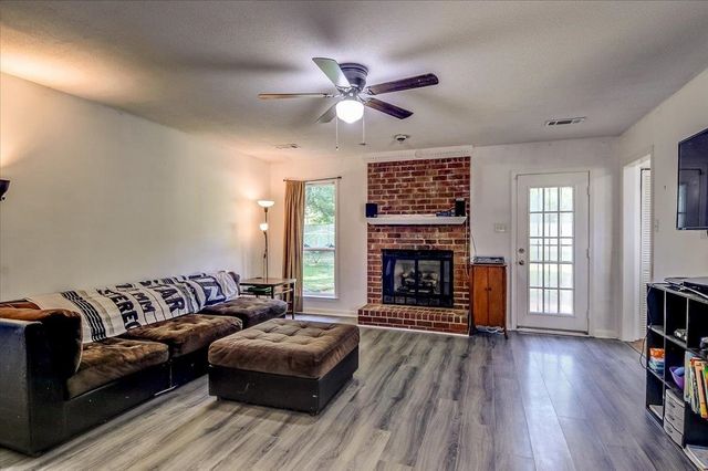 7128 BUTTERFLY DR, Memphis, TN 38133