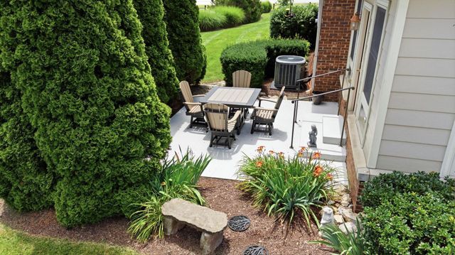 143 Rumsey Circle A, Versailles, KY 40383