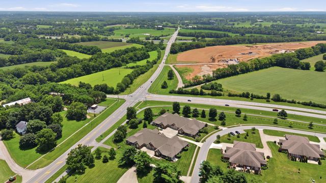 143 Rumsey Circle A, Versailles, KY 40383