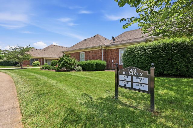 143 Rumsey Circle A, Versailles, KY 40383
