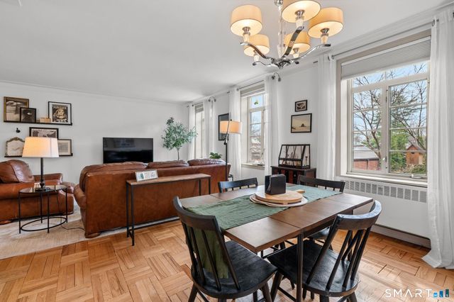 869 Farmington Avenue 205, West Hartford, CT 06119