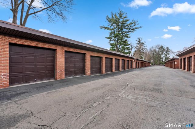 869 Farmington Avenue 205, West Hartford, CT 06119