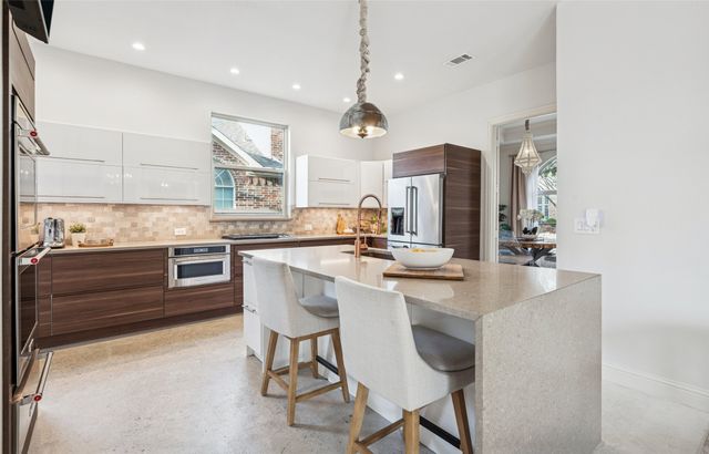 6001 Canvas Back Drive, Frisco, TX 75034