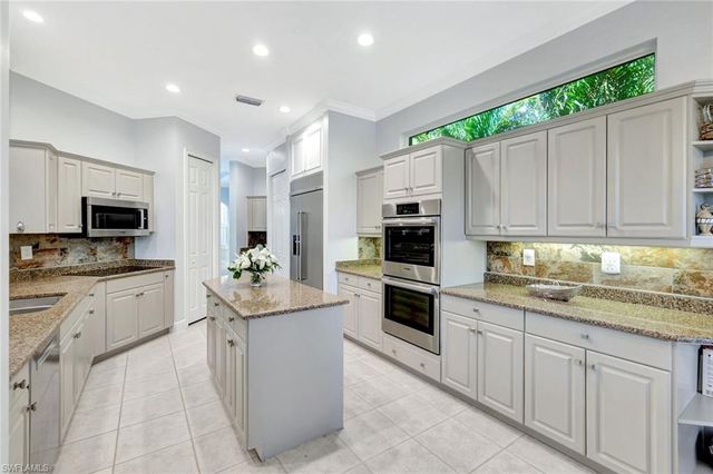2450 WULFERT RD, Sanibel, FL 33957