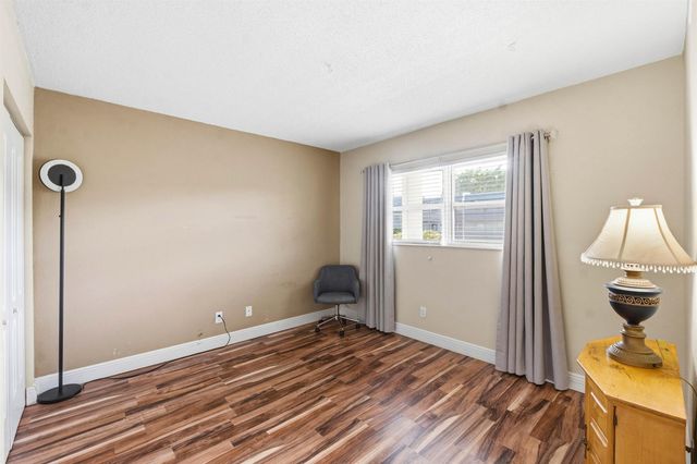 7837 Golf Circle Drive 209, Margate, FL 33063