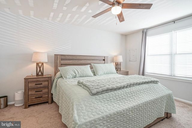 5 KENT PL, Sewell, NJ 08080