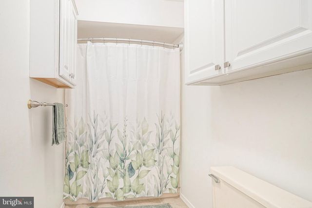 5 KENT PL, Sewell, NJ 08080