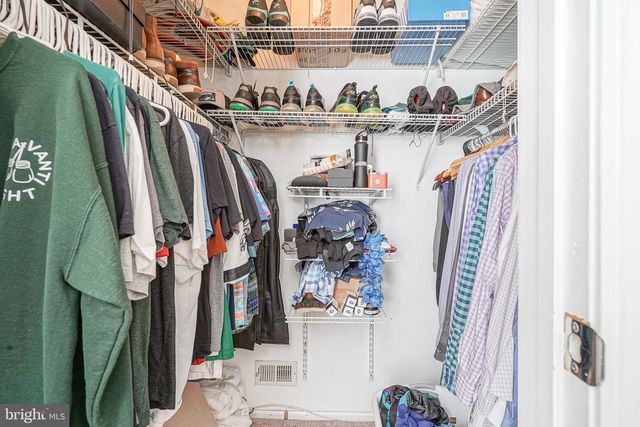 5 KENT PL, Sewell, NJ 08080