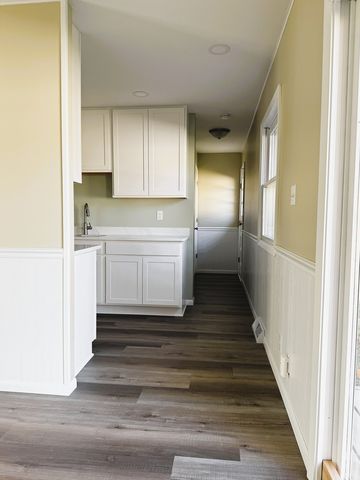 419 Ferris Street, Dixon, IL 61021