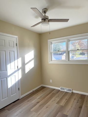 419 Ferris Street, Dixon, IL 61021