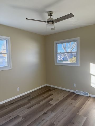 419 Ferris Street, Dixon, IL 61021