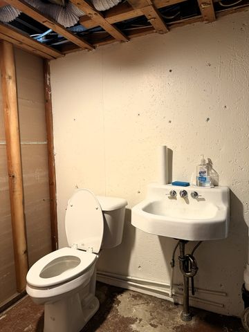 419 Ferris Street, Dixon, IL 61021