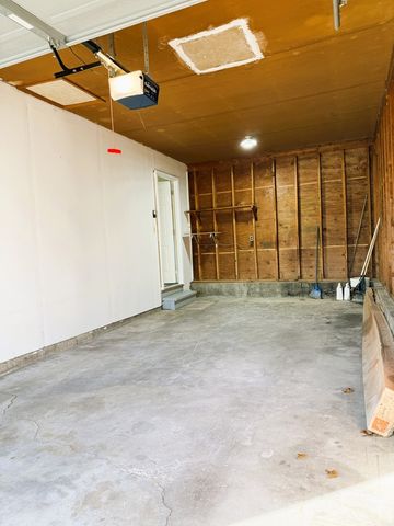 419 Ferris Street, Dixon, IL 61021