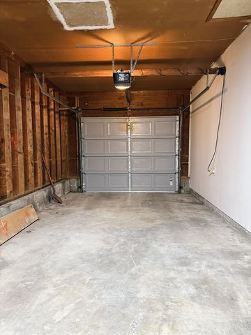 419 Ferris Street, Dixon, IL 61021