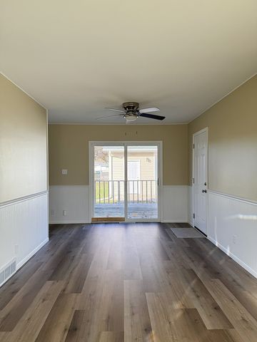 419 Ferris Street, Dixon, IL 61021