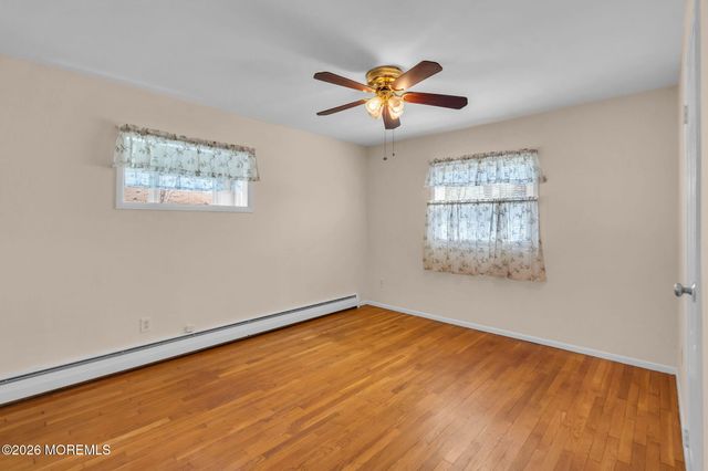 3 Pine Street B, Toms River, NJ 08757