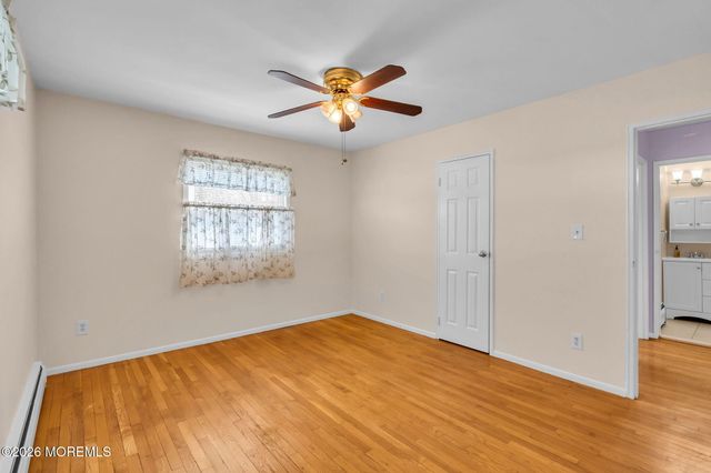 3 Pine Street B, Toms River, NJ 08757