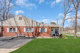 3 Pine Street B, Toms River, NJ 08757