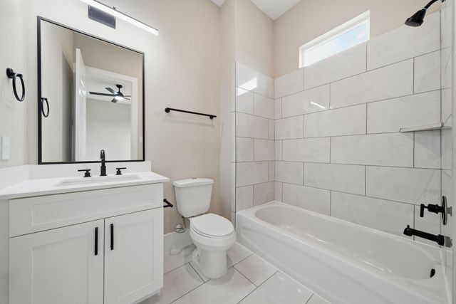 4013 Griggs Road L, Houston, TX 77021