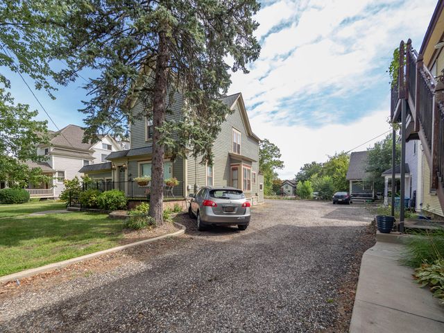 110 Woodward Avenue, Kalamazoo City, MI 49007