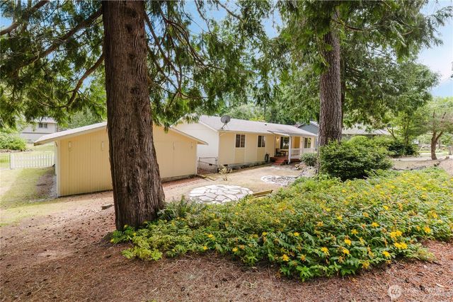 4014 Silver Lane NW, Bremerton, WA 98312