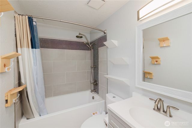 4014 Silver Lane NW, Bremerton, WA 98312