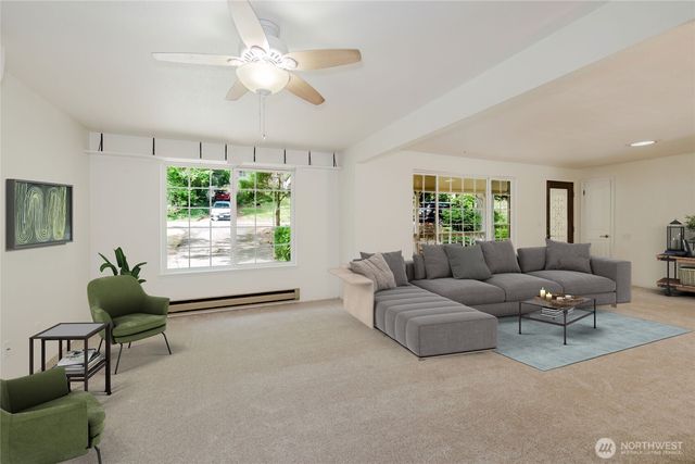 4014 Silver Lane NW, Bremerton, WA 98312