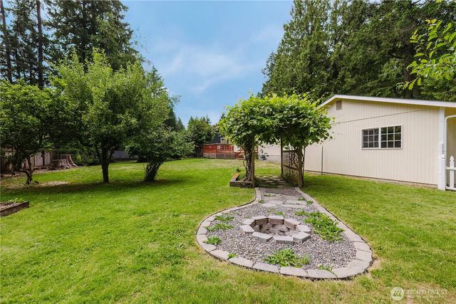 4014 Silver Lane NW, Bremerton, WA 98312