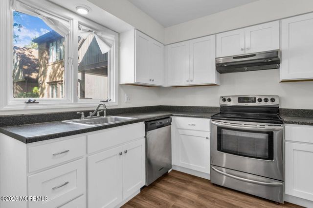 306 Cutty Court 306, Toms River, NJ 08753