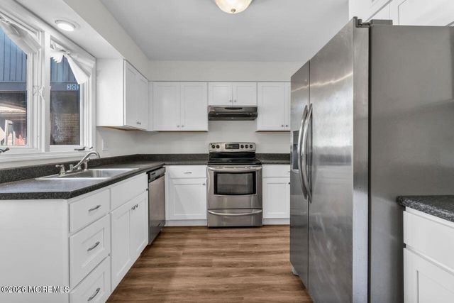 306 Cutty Court 306, Toms River, NJ 08753
