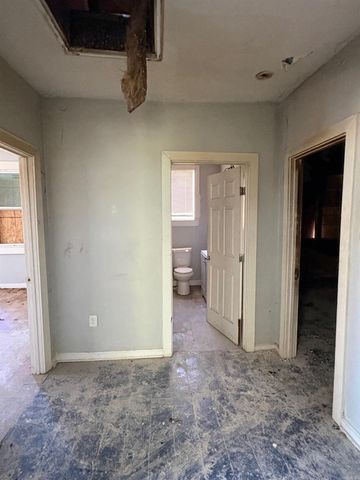 4323 W 11th Street, Little Rock, AR 72204