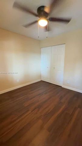 8011 Southgate Boulevard L8, North Lauderdale, FL 33068