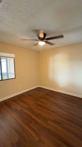 8011 Southgate Boulevard L8, North Lauderdale, FL 33068