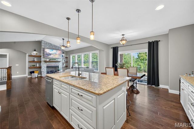 1119 William Penn Drive, Wentzville, MO 63385