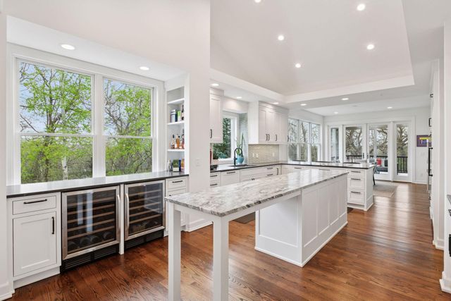 1360 Skyline Drive, Golden Valley, MN 55422