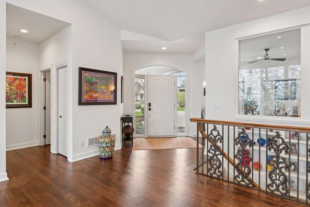 1360 Skyline Drive, Golden Valley, MN 55422