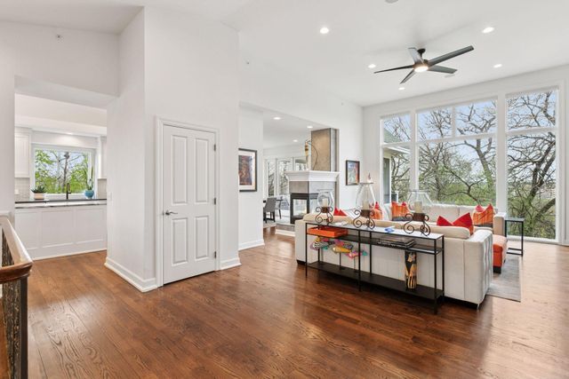 1360 Skyline Drive, Golden Valley, MN 55422