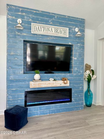 533 Hang Loose Way, Daytona Beach, FL 32124