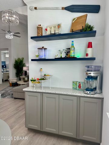 533 Hang Loose Way, Daytona Beach, FL 32124