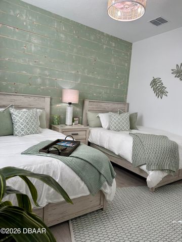 533 Hang Loose Way, Daytona Beach, FL 32124