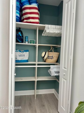 533 Hang Loose Way, Daytona Beach, FL 32124