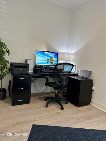 533 Hang Loose Way, Daytona Beach, FL 32124