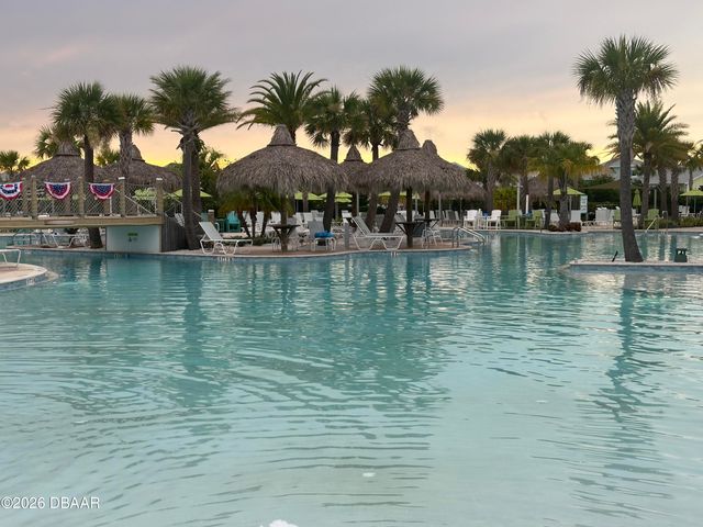 533 Hang Loose Way, Daytona Beach, FL 32124