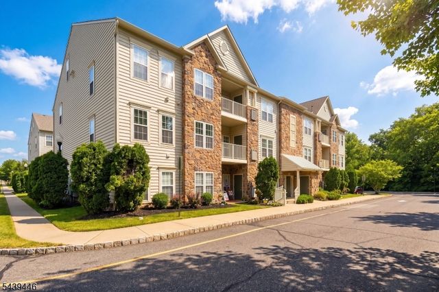 4 Steele Pl C, Hillsborough Twp., NJ 08844