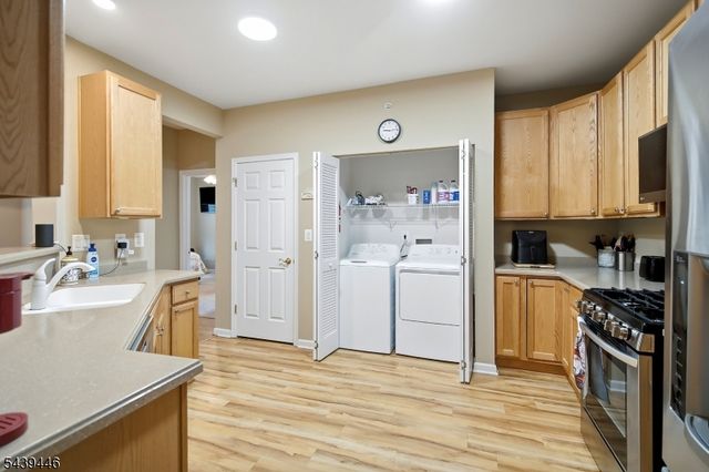 4 Steele Pl C, Hillsborough Twp., NJ 08844