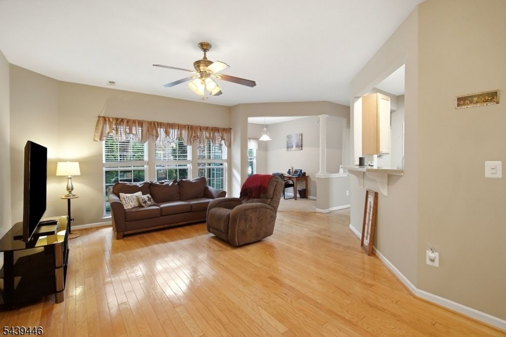 4 Steele Pl C, Hillsborough Twp., NJ 08844