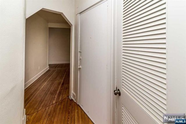 140 W Allendale Avenue 2B, Allendale, NJ 07401